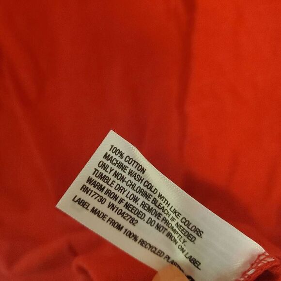 NWT A New Day Red Vneck Cotton Tee Medium - Picture 5 of 6